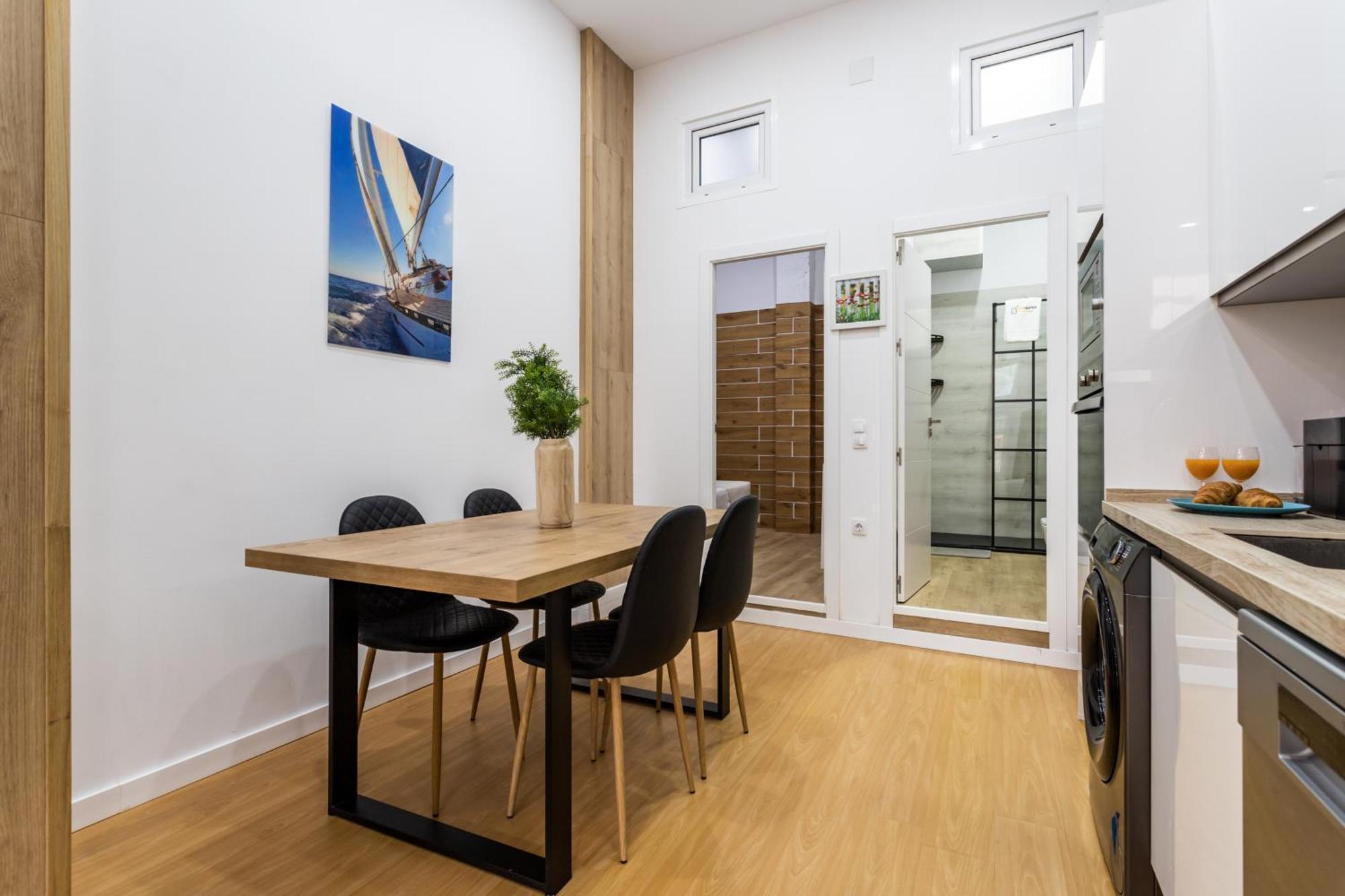 Sur Suites 2 Estudios Industriales Fuengirola Εξωτερικό φωτογραφία